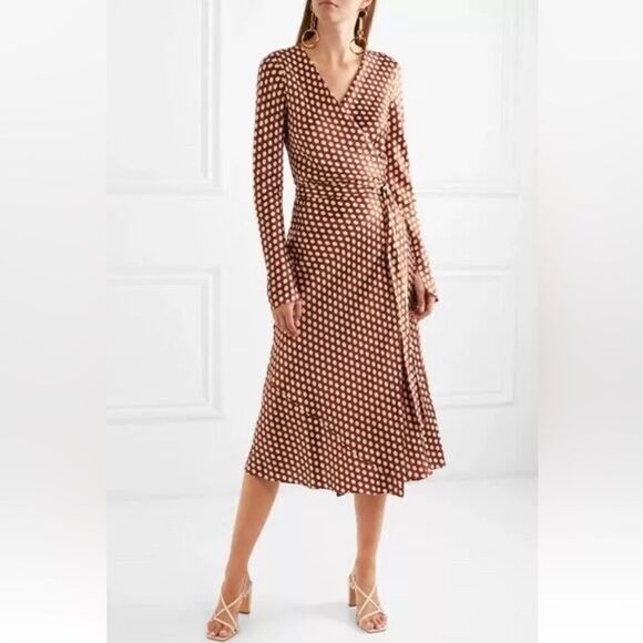 NEW DIANE VON FURSTENBERG $468 TILLY BAKER DOT SILK WRAP MIDI DRESS - Picture 6 of 15